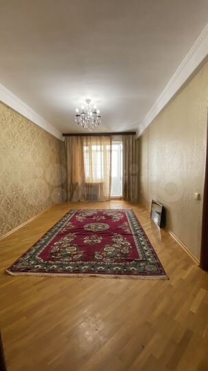 2-к. квартира, 60 м², 3/5 эт.