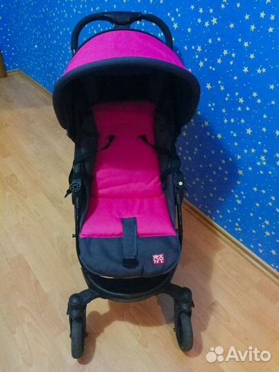 Коляска прогулочная