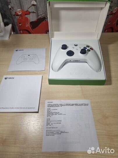 Геймпад для xbox series белый robot white