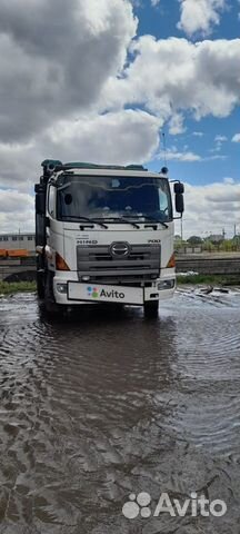 Hino 700 (Profia), 2013