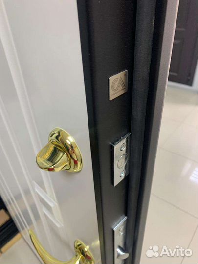 Дверь входная