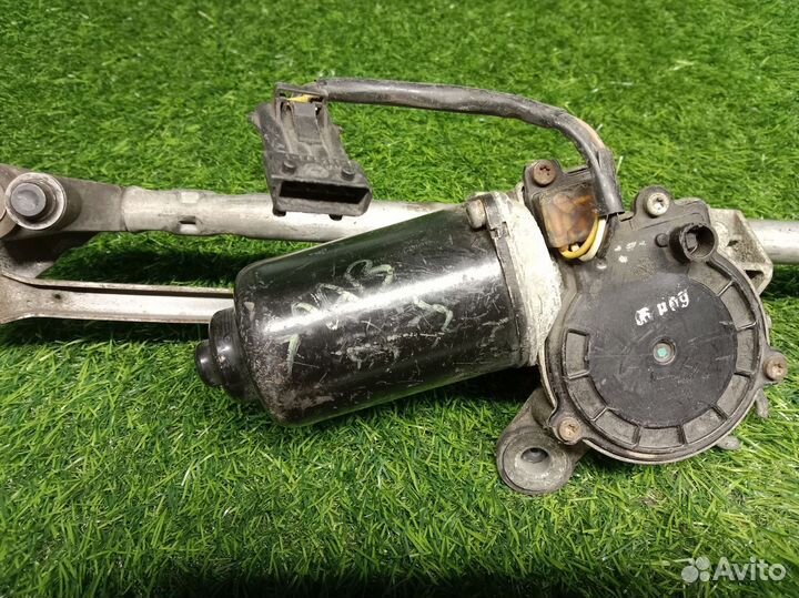 В наличии:Трапеция стеклоочистителей Saab 9-3