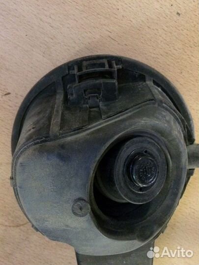 Лючок бензобака Skoda Fabia 2