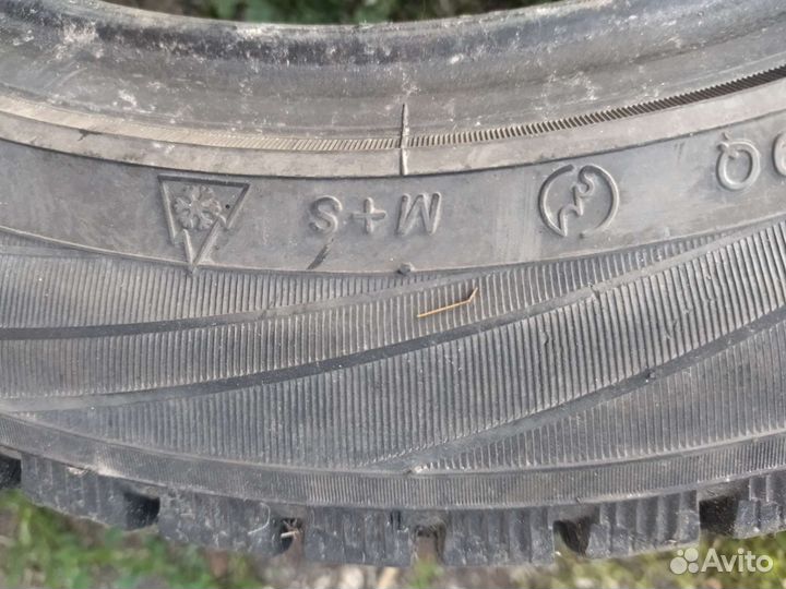 Yokohama Ice Guard IG721 205/55 R16