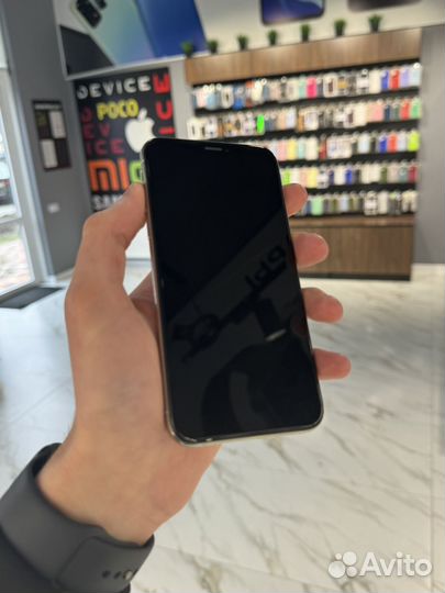 iPhone Xs, 64 ГБ