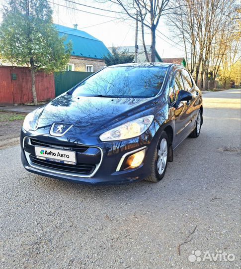 Peugeot 308 1.6 AT, 2011, 87 510 км