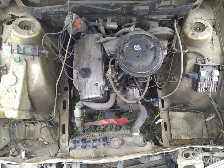 BMW 518I E 28 518 1.8 мт(115) 1982г. Разбор