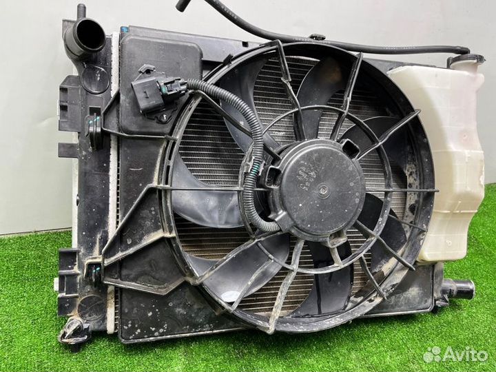 Кассета радиаторов с вентилятором с дифузором Kia