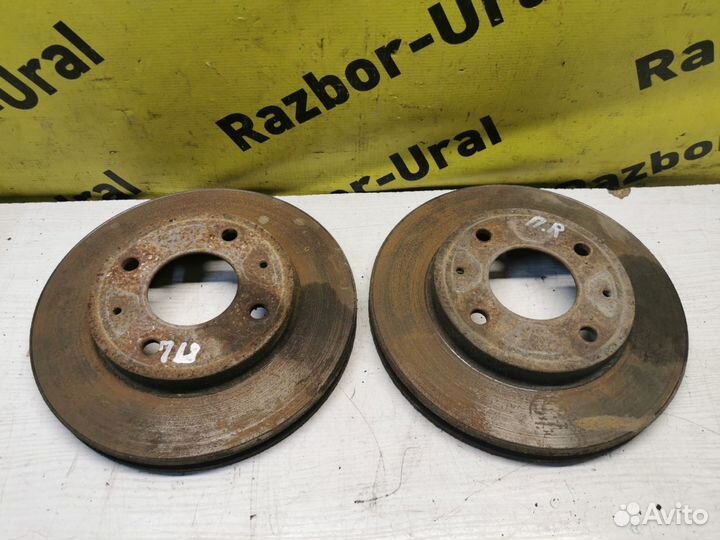Диски тормозные передние пара Мицубиси Спейс Стар