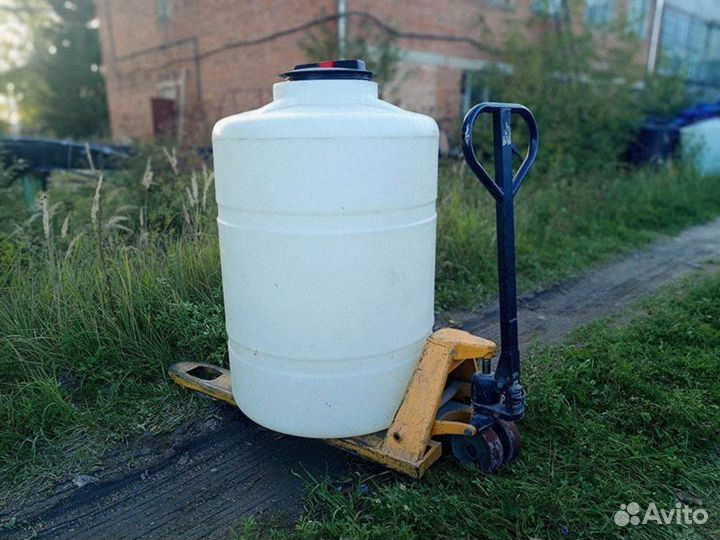 Емкость пластиковая для хранения