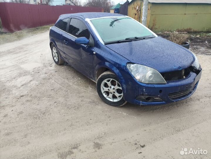 Opel Astra GTC 1.8 МТ, 2006, битый, 206 000 км