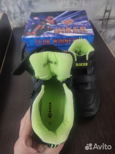 Ботинки демисезонные для мальчика 30