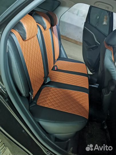 Авточехлы из экокожи ромб на LADA vesta / SW / NG