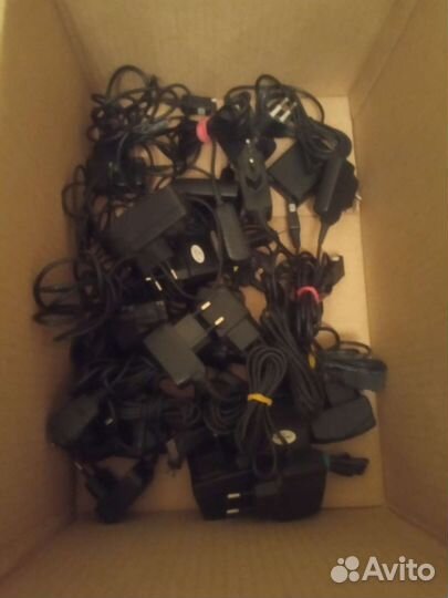 Блок питания (зарядка) на телефоны, роутеры, планш