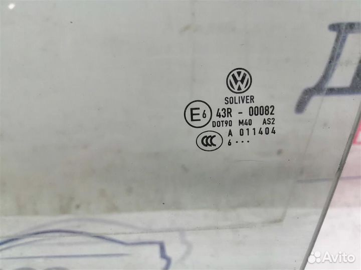Стекло двери передней левой VW Passat (B6) 2005-2