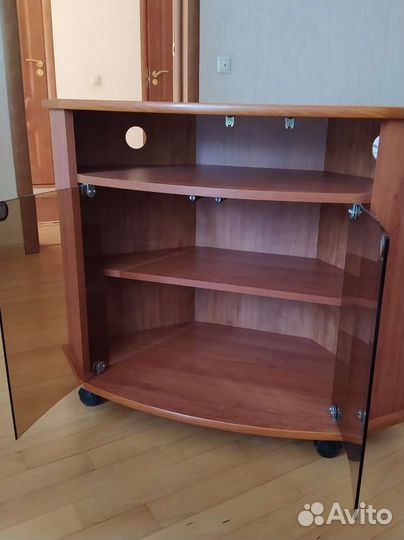 Тумба под тв