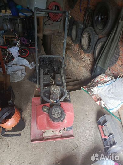 Виброплита бензиновая бу