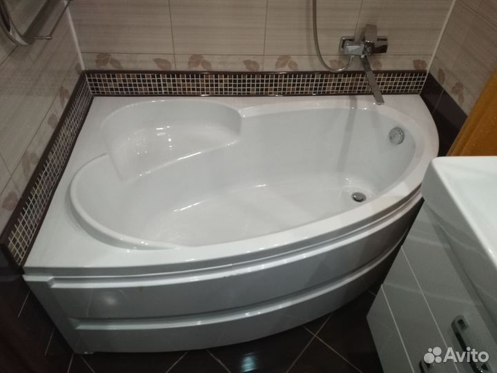 Ванна акриловая