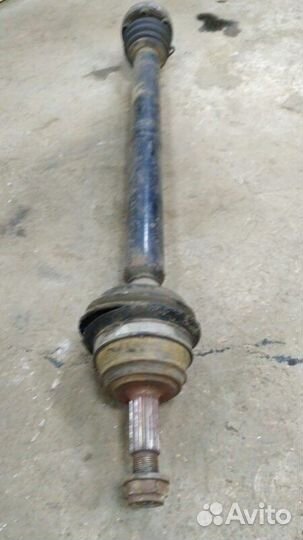 Привод передний правый Volkswagen Vento 1991-1997