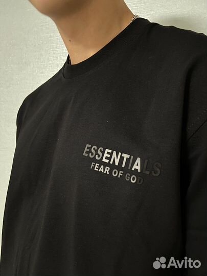 Essentials футболка