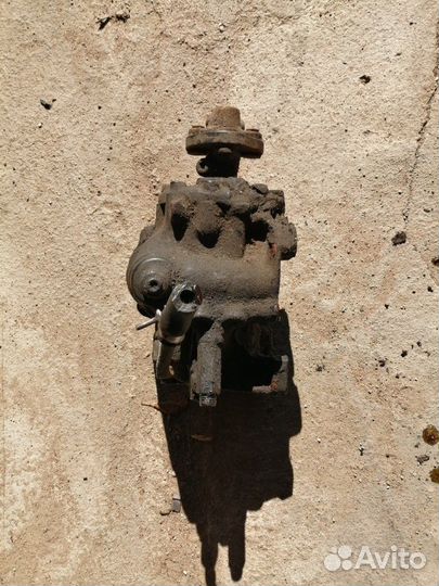 Мерседес W124.Рулевой редуктор