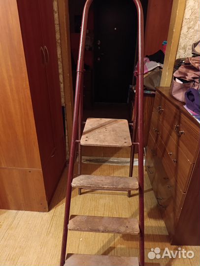 Стремянка под ремонт