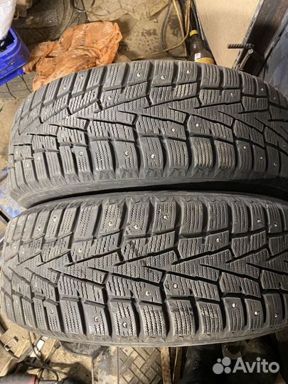 Roadstone Winguard WinSpike 215/60 R16 99T