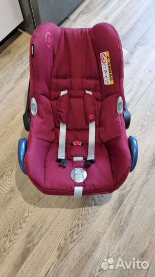 Автокресло, автолюлька Maxi-Cosi CabrioFix, red