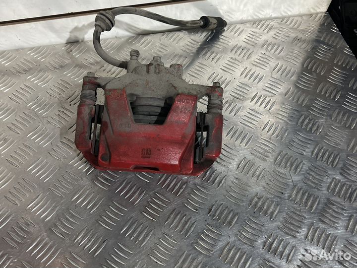 Суппорт передний левый chevrolet cruze