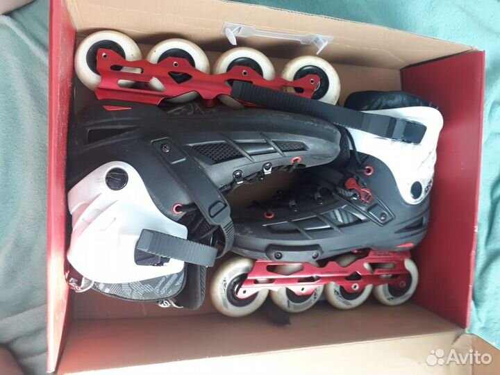 Роликовые коньки reaction