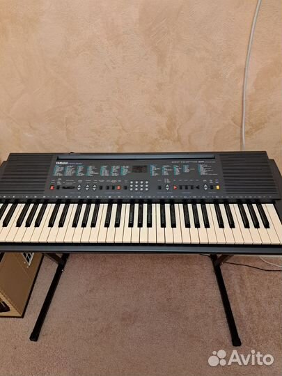 Yamaha psr 200