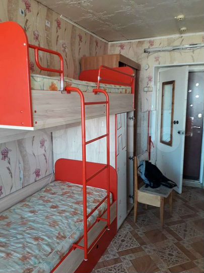 Комната 18 м² в 1-к., 5/5 эт.