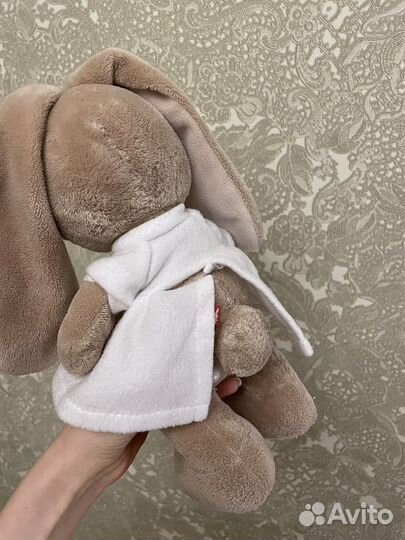 Плюшевый заяц