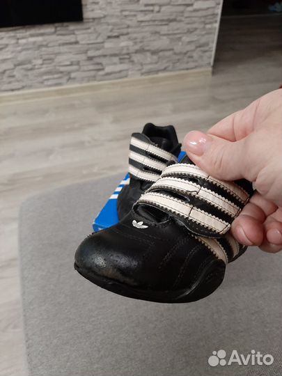 Кроссовки Adidas originally 24