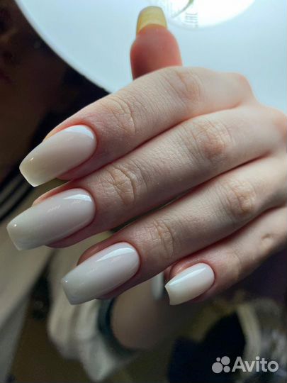 Мастер маникюра педикюра наращивание ногти