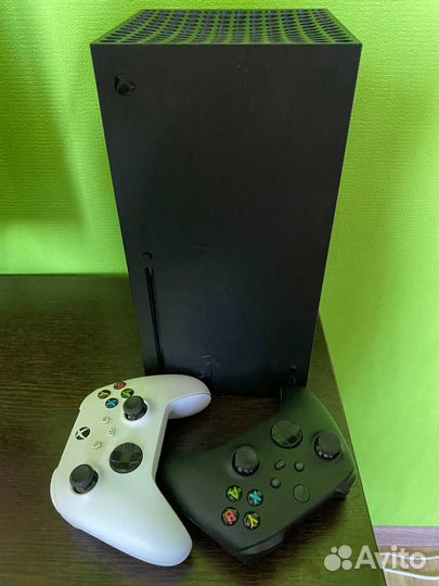Игровая консоль Xbox Series X 1TB (RRT)