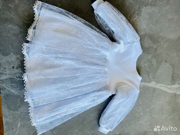 Комплект для девочки платье и чепчик