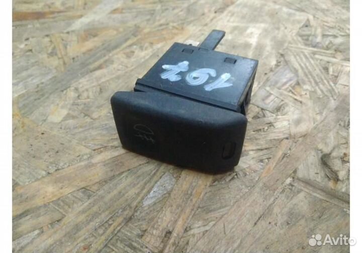 Кнопка противотуманки seat Toledo 1