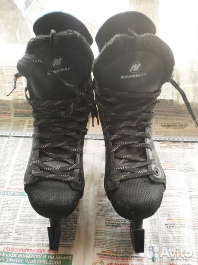 Коньки Размер 42 длина стопы внутри 265 мм бу