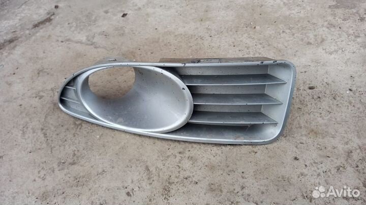 Заглушка противотуманной фары левая Fiat Linea