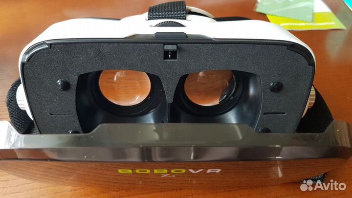 Очки виртуальной реальности для телефона