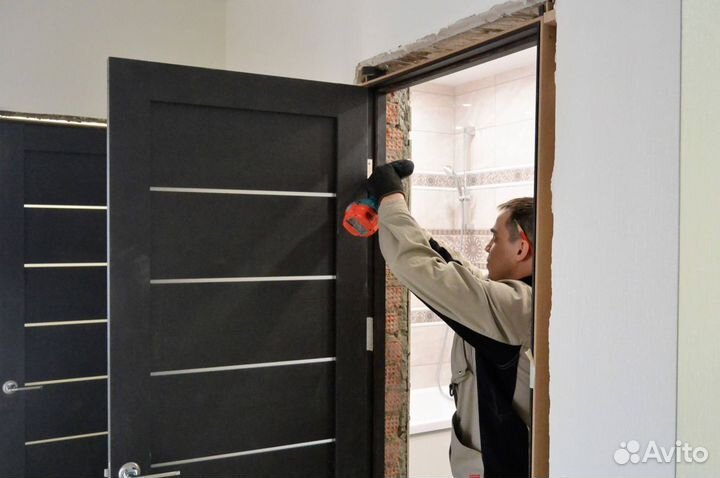 Установщик дверей Санкт-Петербург