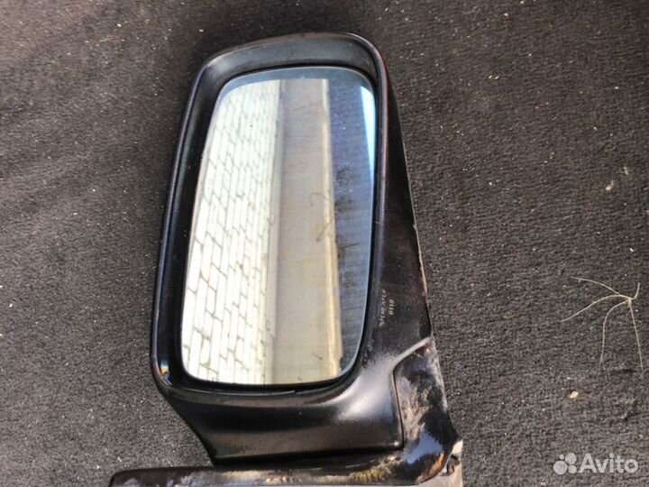 Зеркало заднего вида переднее правое Volvo 740