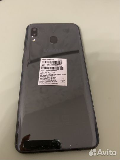 Смартфон Samsung Galaxy A20
