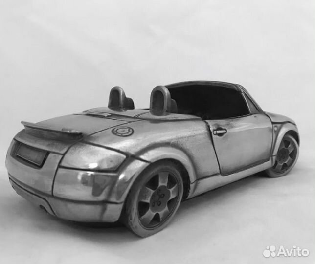 Audi TT Roadster Скульптура-автомобиль