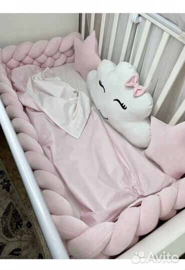 Бортик косичка в кроватку новые