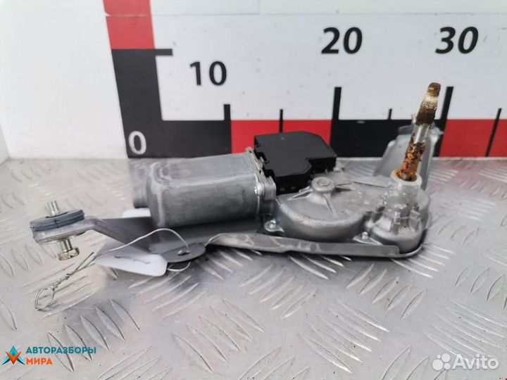 Моторчик заднего стеклоочистителя (дворника)