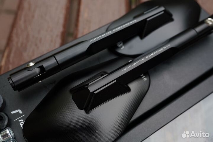 Зеркала для мотоцикла Rizoma