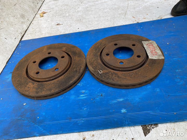 Dodge caravan передний тормозной диск