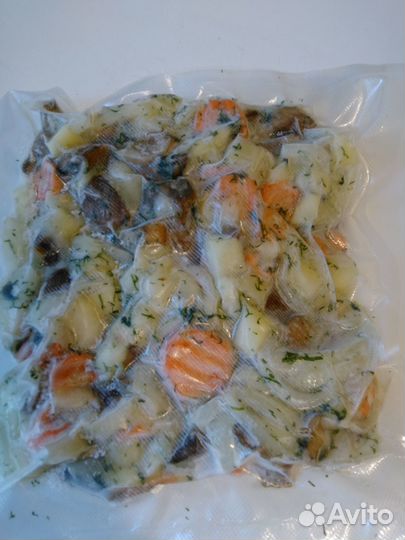 Заморозка домашняя зелень, ягода, смеси